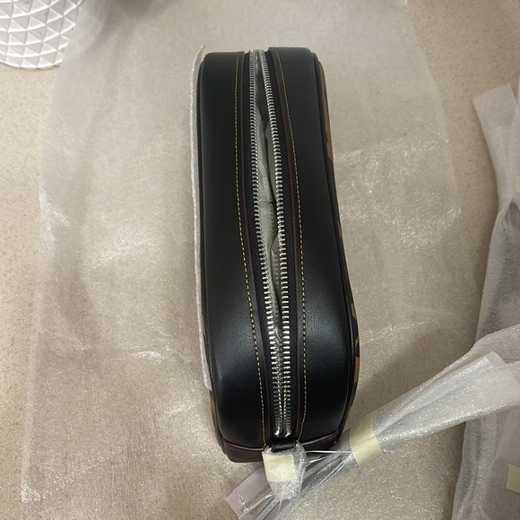 Coach Jamie Camera Crossbody Purse Bag In Signature Canvas Leopard Print - Picture 3 of 8